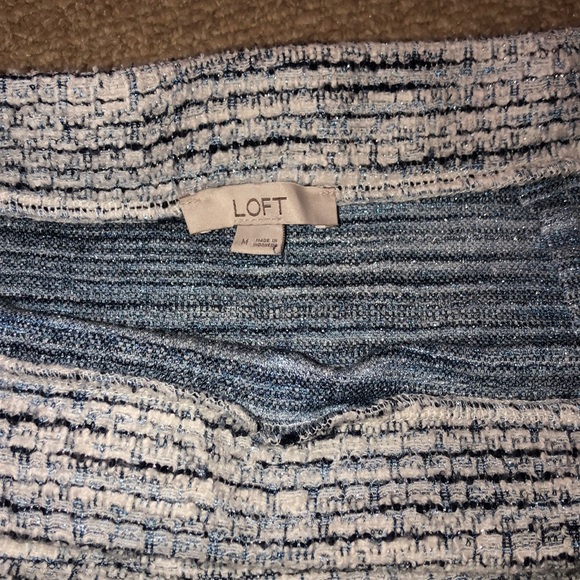 Blue and White tweed skirt - Picture 3 of 6